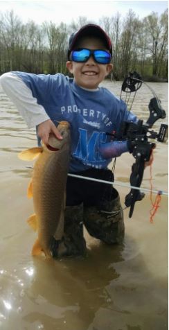 Kids love bowfishing too!